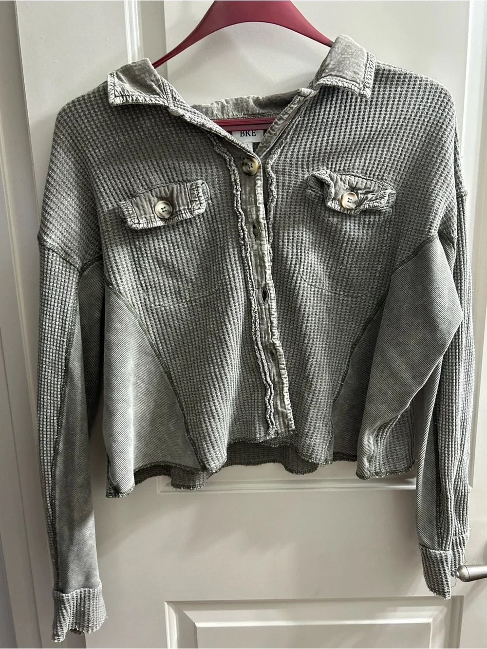 BKE Women's Washed Gray Button-Front Waffle Knit Shirt Jacket